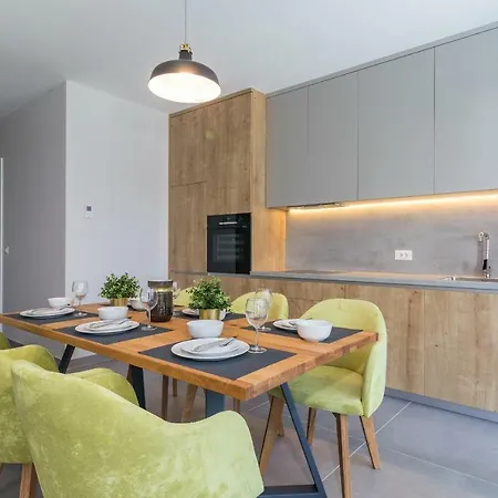 Luxury Magali 2 Apartment