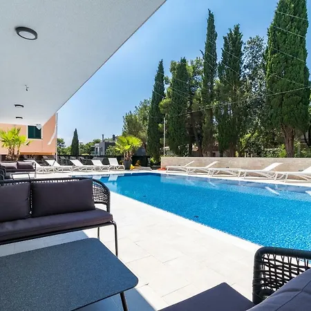Apartment Luxury Magali 2