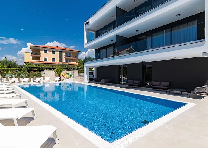 Appartement Luxury Magali 2 *