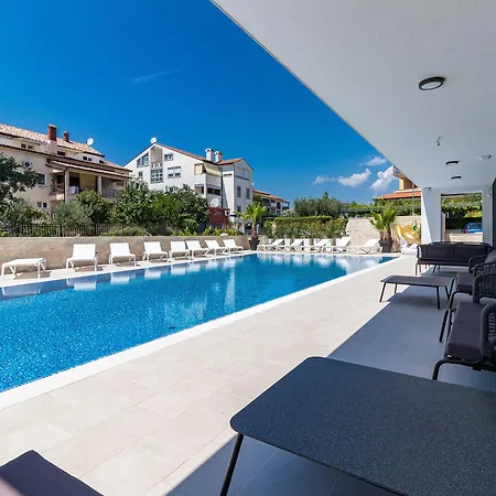Luxury Magali 2 Apartament *