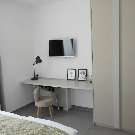 Luxury Magali 2 Apartament *